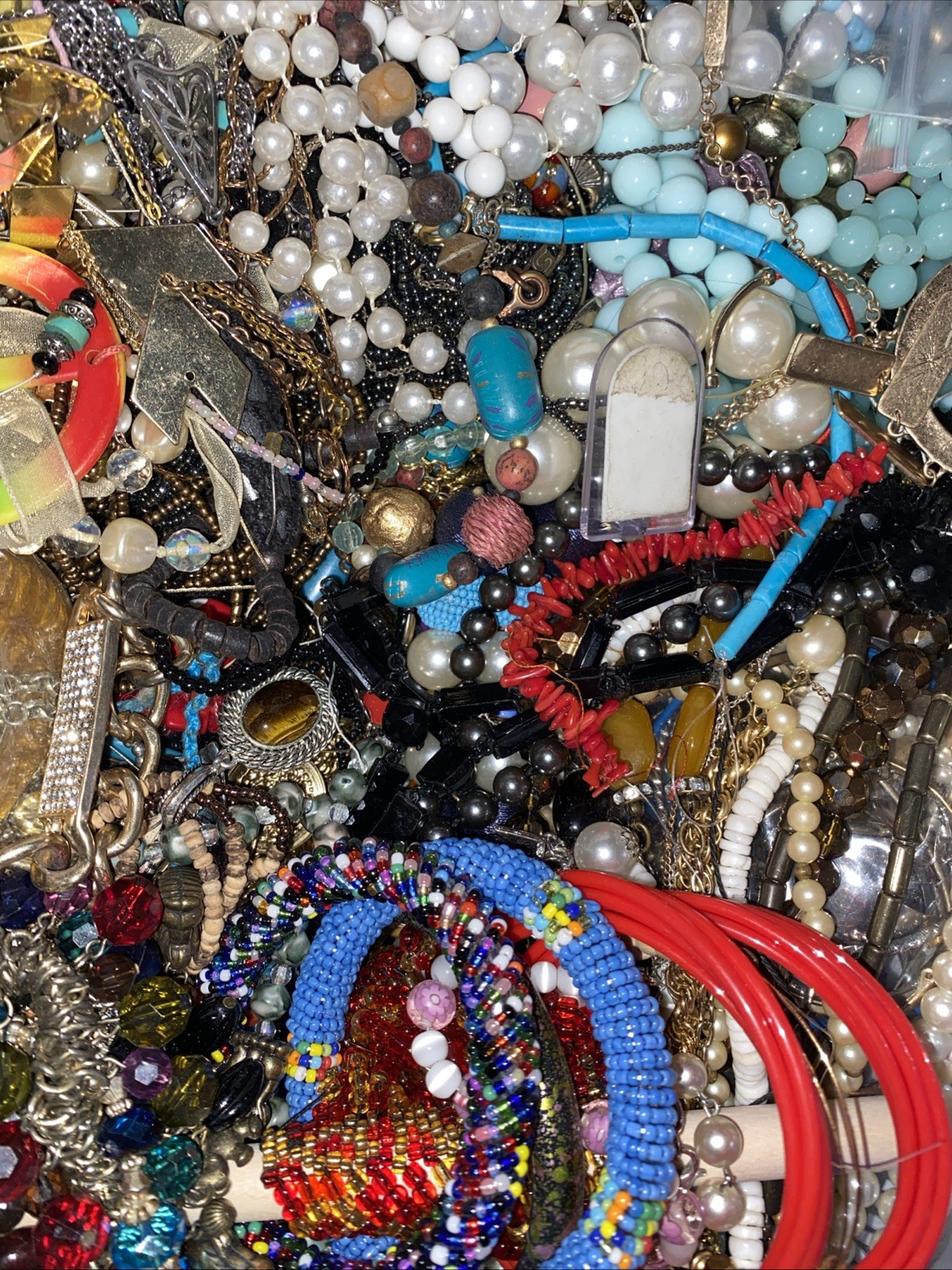 FREE SHIP 1 Lb POUND Jewelry Craft Lot Mystery Mix Vintage Y2k Modern Scoop