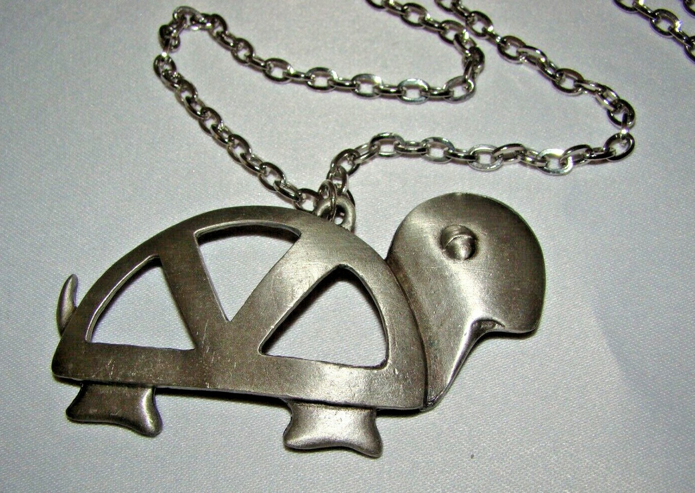 Vintage Silver Tone Metal Chain with Pewter Big Turtle Pendant 3″ Necklace
