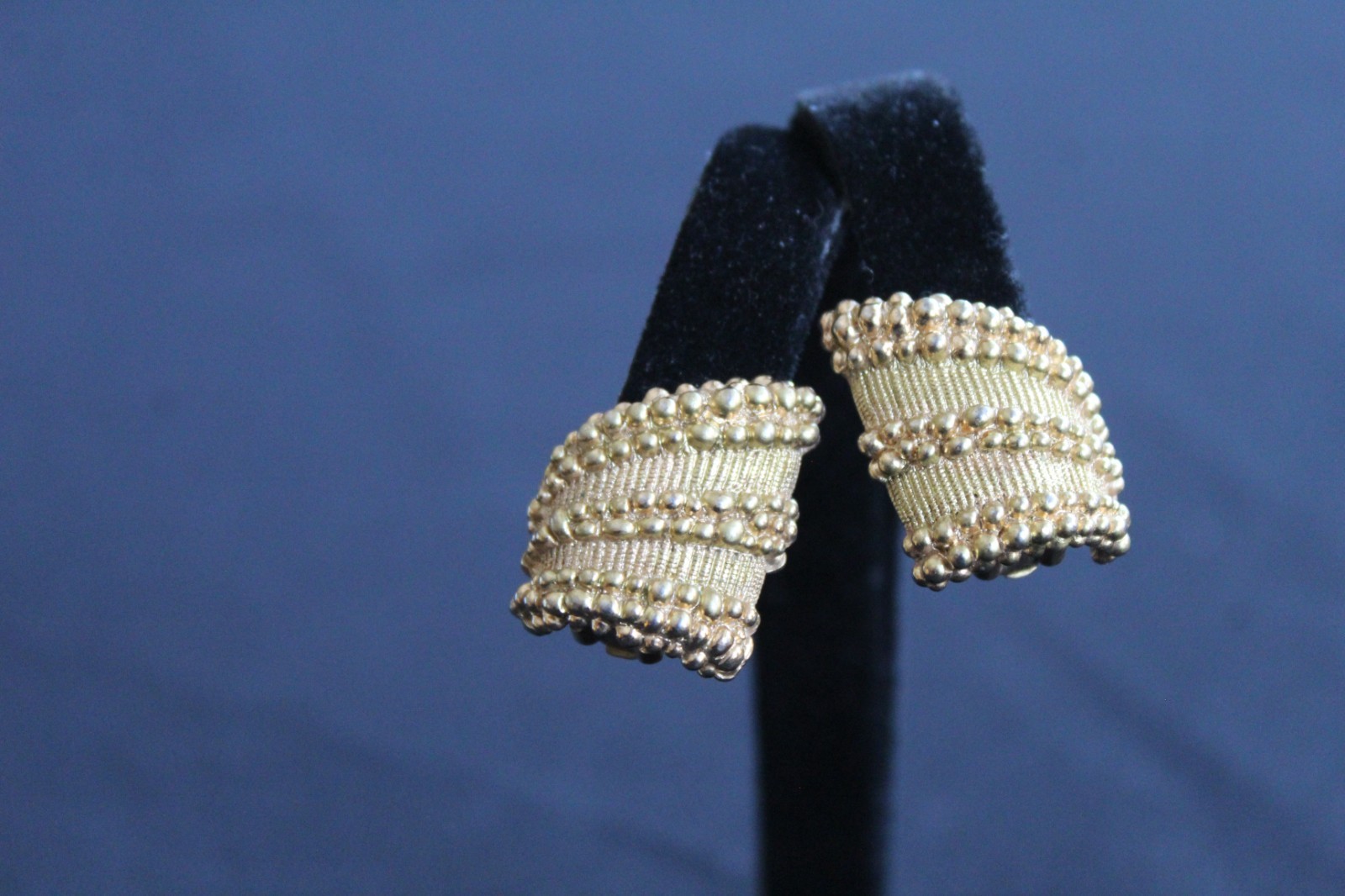Vintage Orena Paris Gold Tone Earrings – Clip