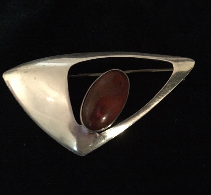 Vintage NIELS ERIK FROM Denmark Sterling Star Trek Amber Pin Brooch (RF227)