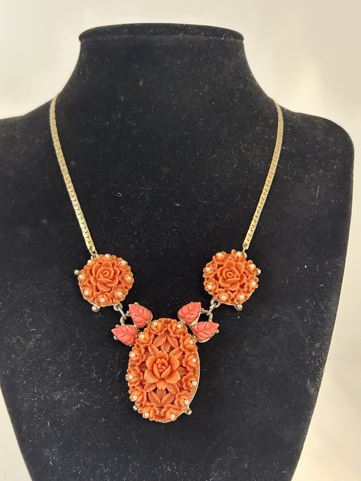 Romantic Circa 1920’s Art Deco Carved Flower Faux Coral & Seed Pearl Necklace