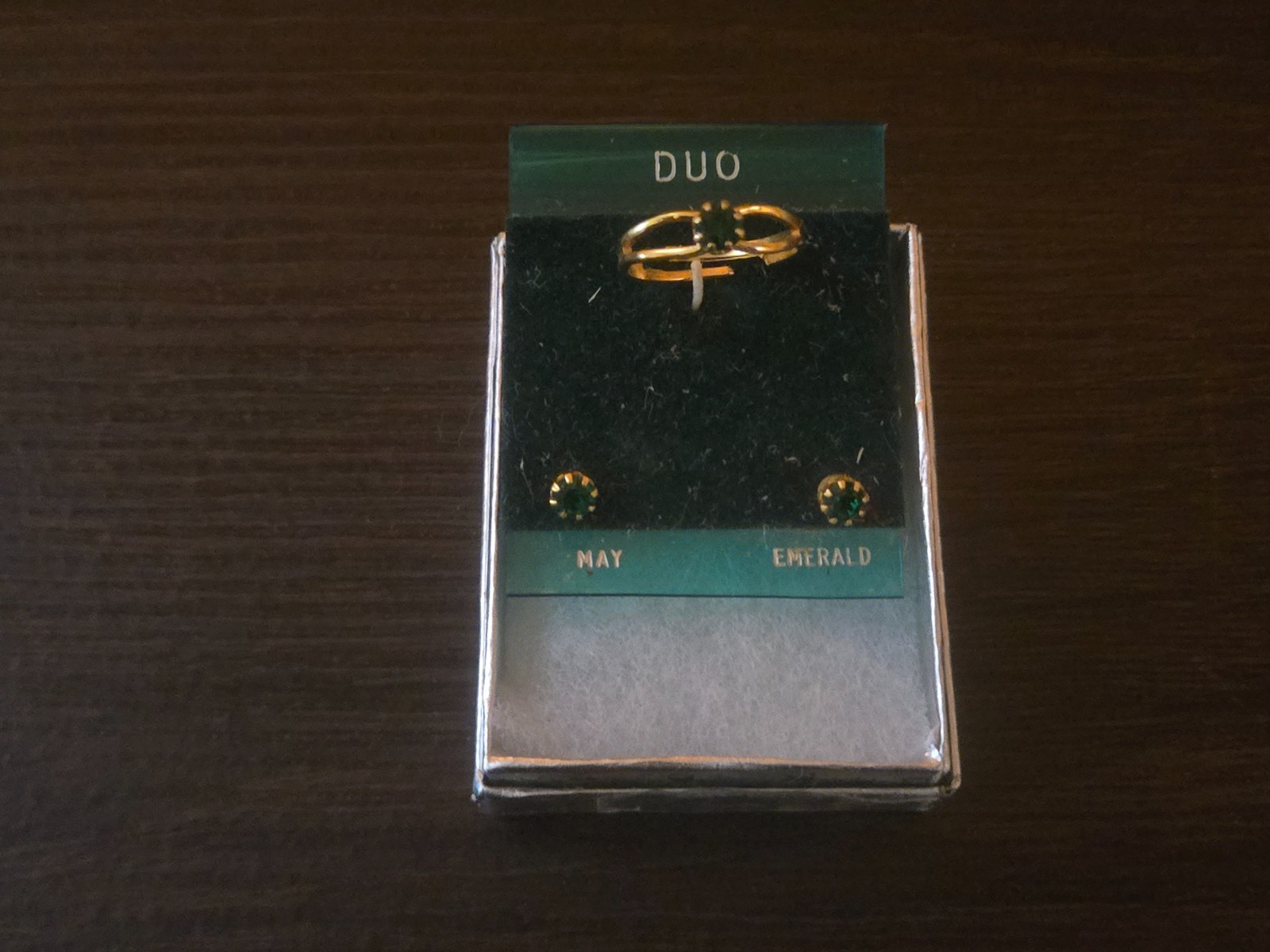 Vintage May Emerald Birthstone Jewelry Set Ring Earrings Duo Gold Tone NOS
