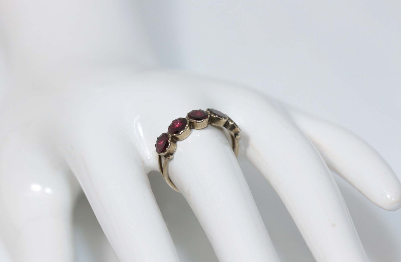 PRETTIEST GEORGIAN 9CT GOLD FIVE GARNET HALF HOOP RING in AMAZING CONDITION