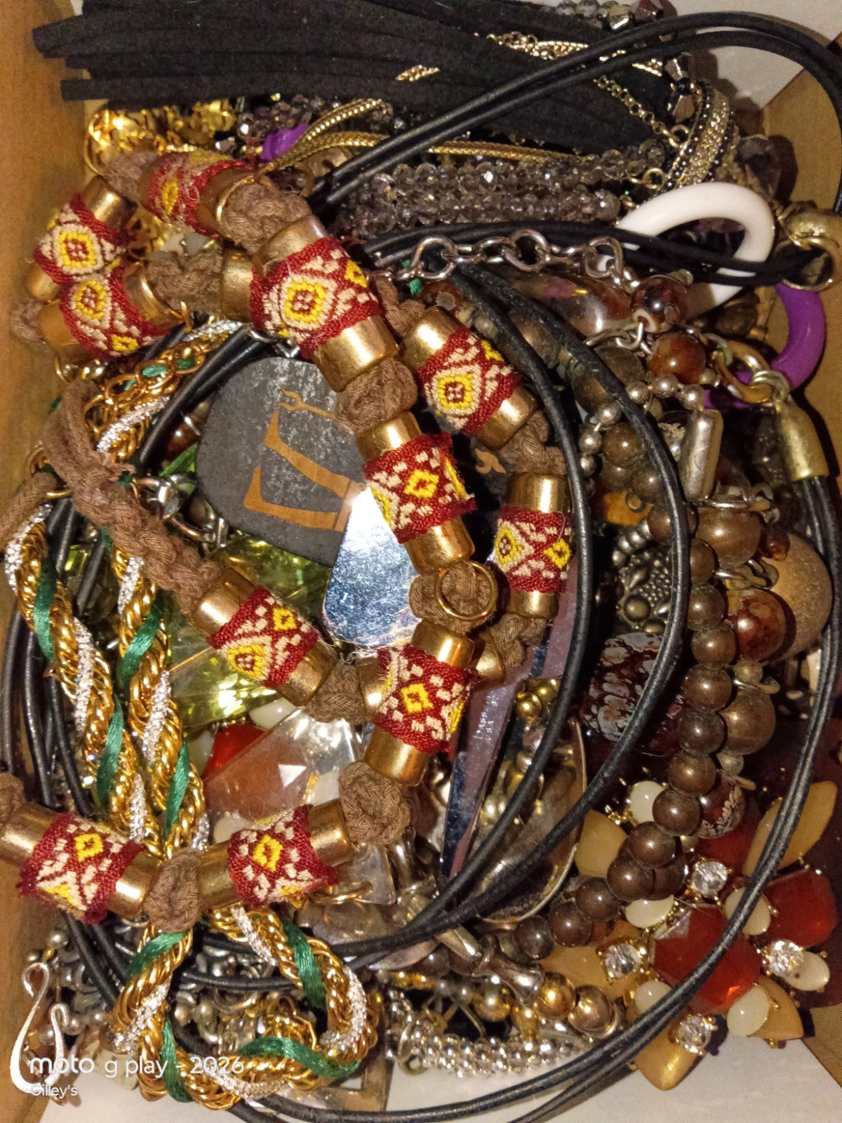 FREE SHIP 1 Lb POUND Jewelry Craft Lot Mystery Mix Vintage Y2k Modern Scoop
