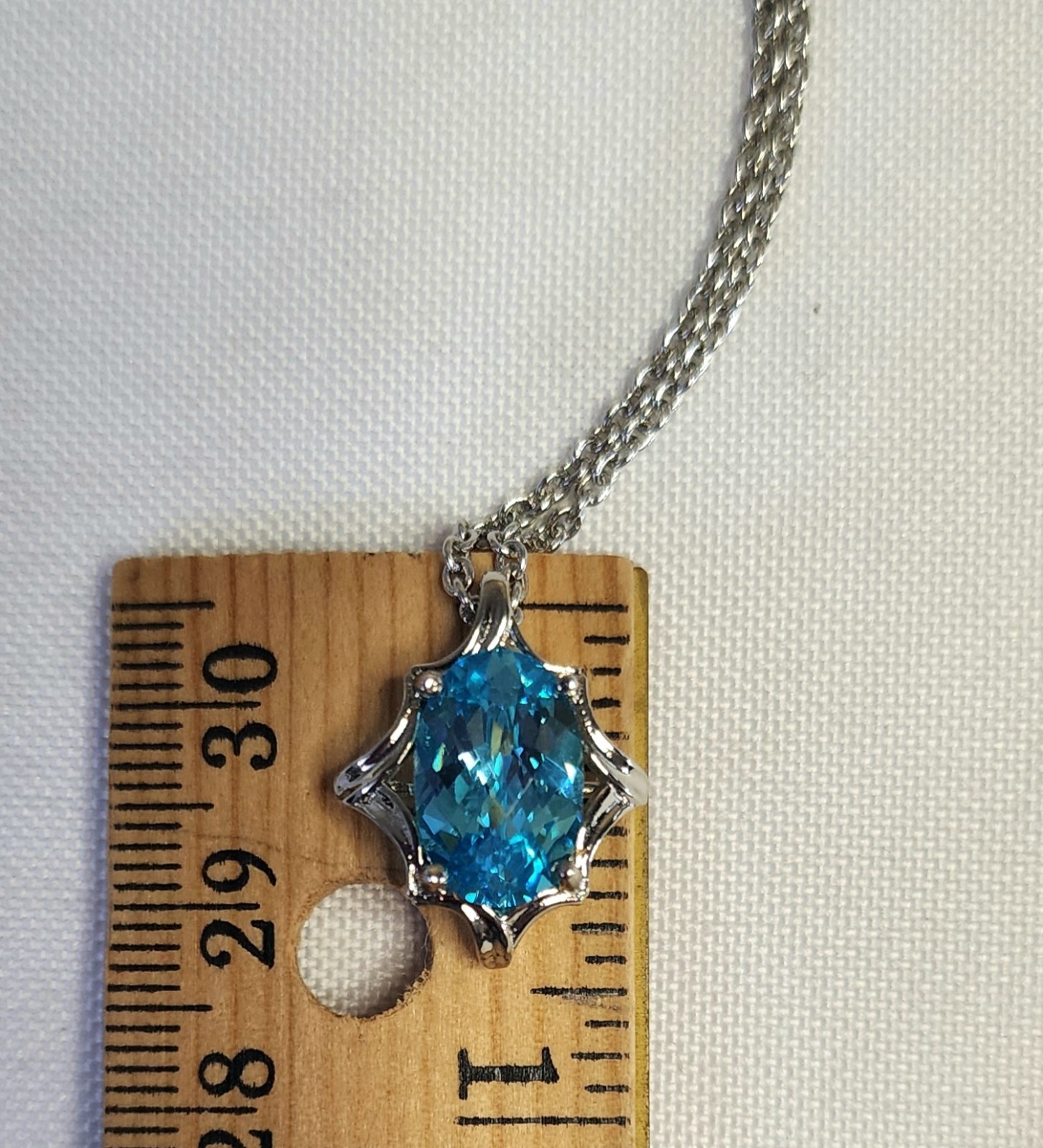 Vintage Silver-Tone Pendant Necklace Oval Cut Blue Stone
