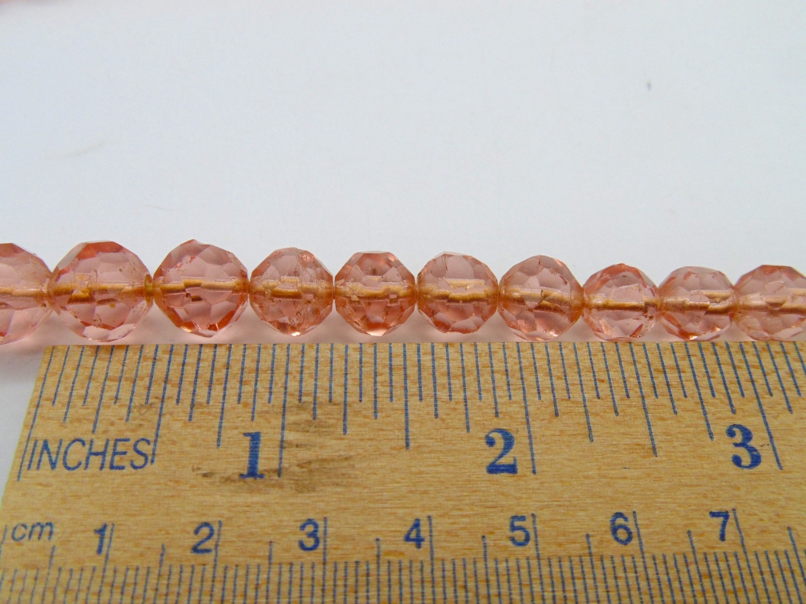 Older VTG PEACH PINK Crystal Glass NECKLACE ~ Graduated Size Faceted Beads 28″