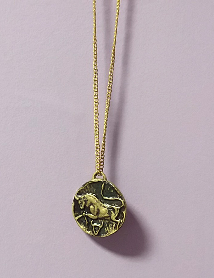 Vintage Zodiac Necklace ~ Gold Tone ~ Taurus (Taureau) April 21 – May 20 ~ 32″