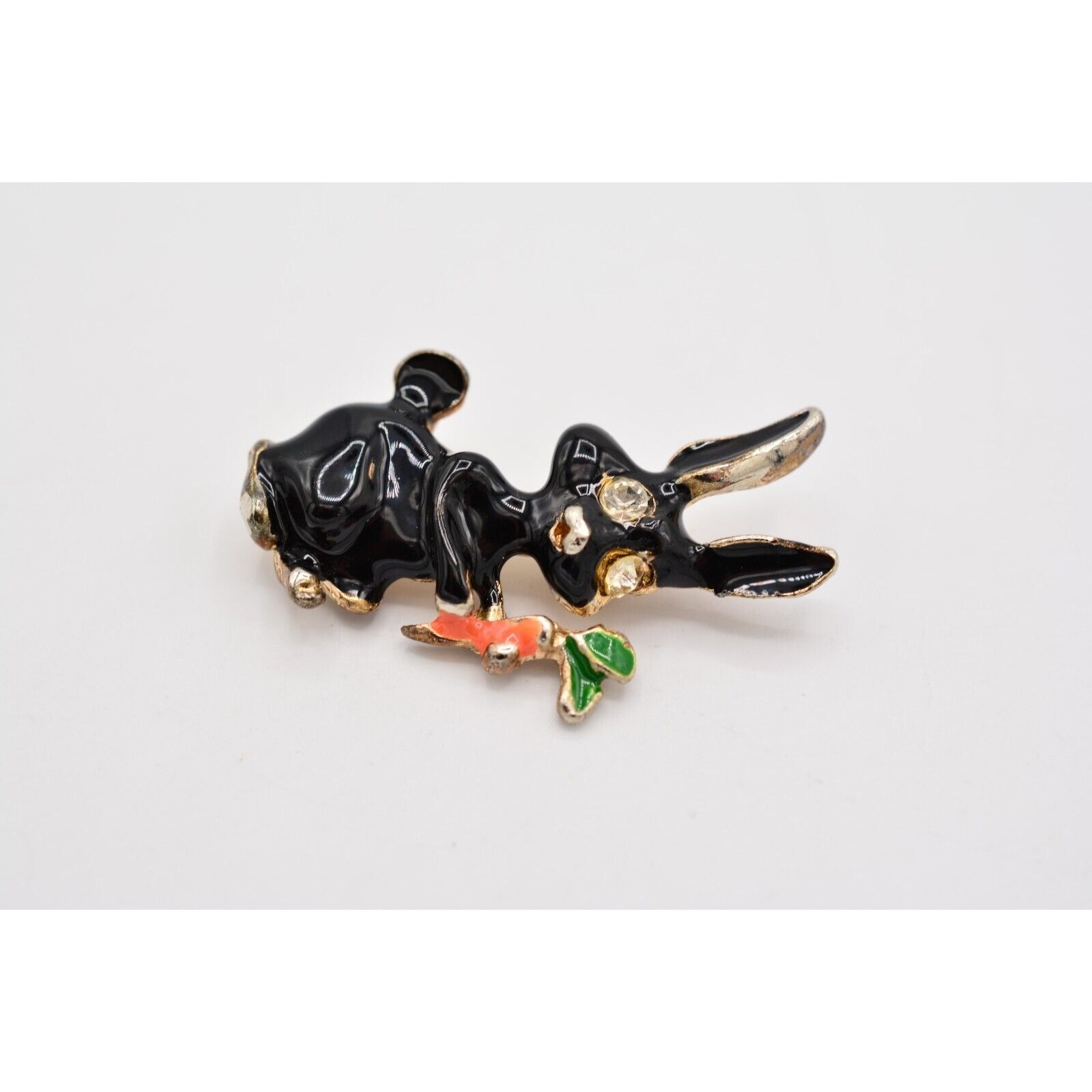 Vintage Rabbit Pin Brooch Black Bunny Enamel Carrot Small Cute Tiny BinAL