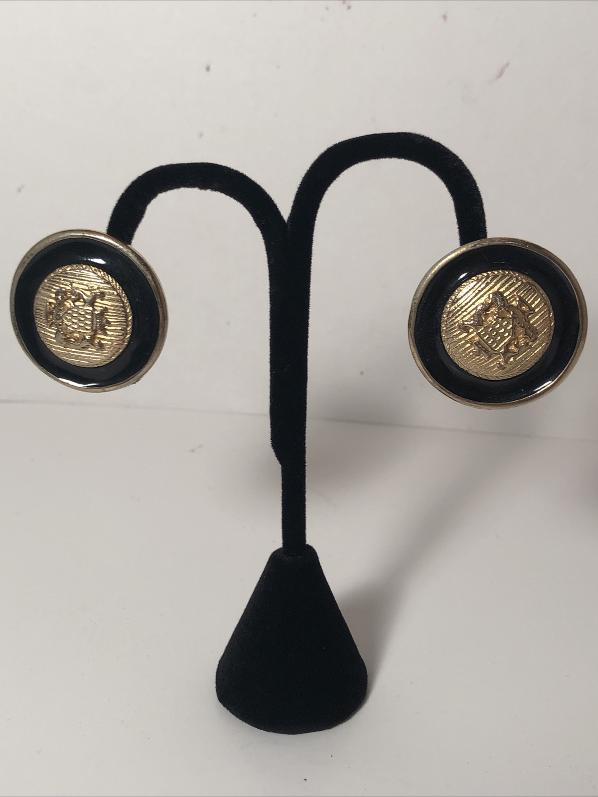 Vtg Gay Boyer Gold Tone 80’s Enamel Chunky Clip Earrings
