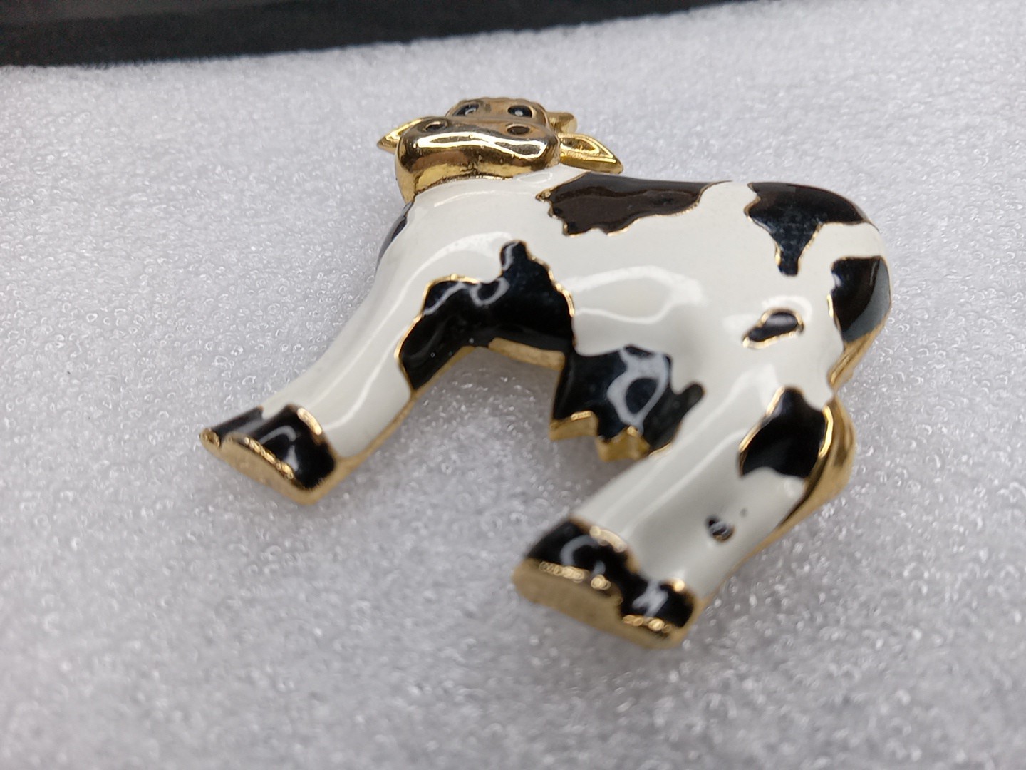 Vintage Holstein Cow Brooch Pin Gold Tone Black White Farm Animal