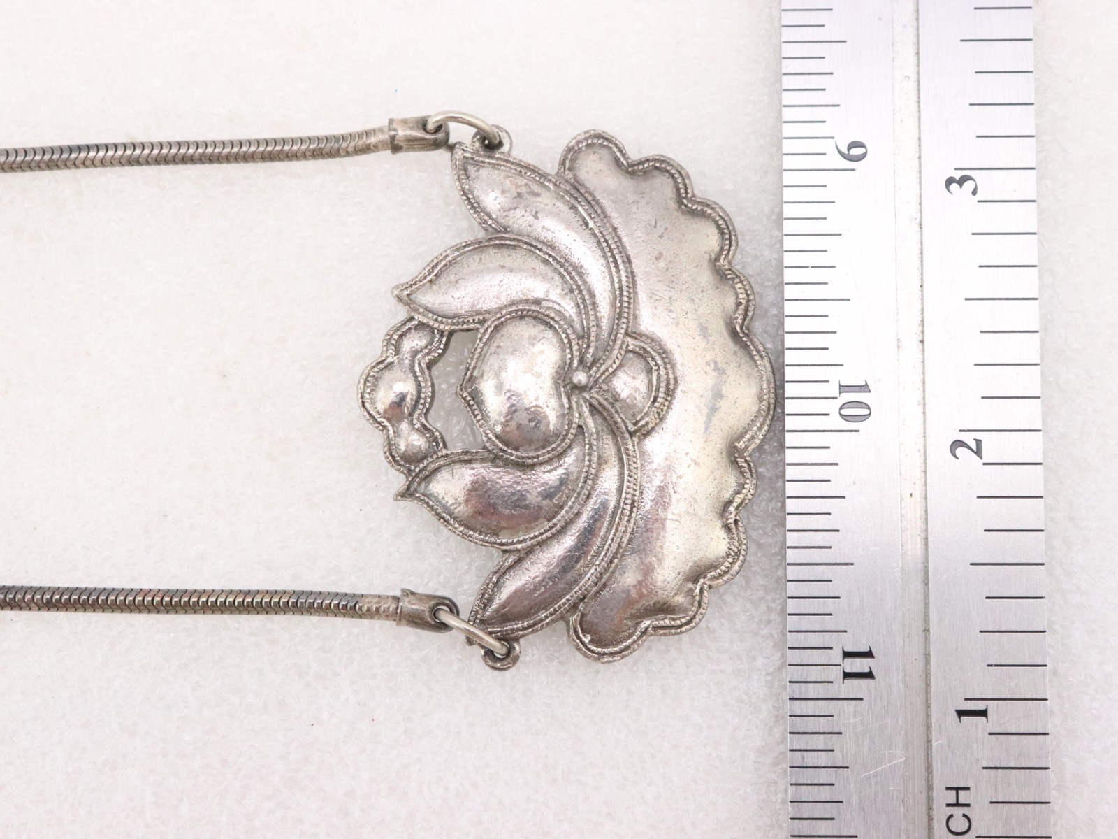 20″ Vintage Alva Museum Replicas Lotus Flower Necklace Antique Silver Tone