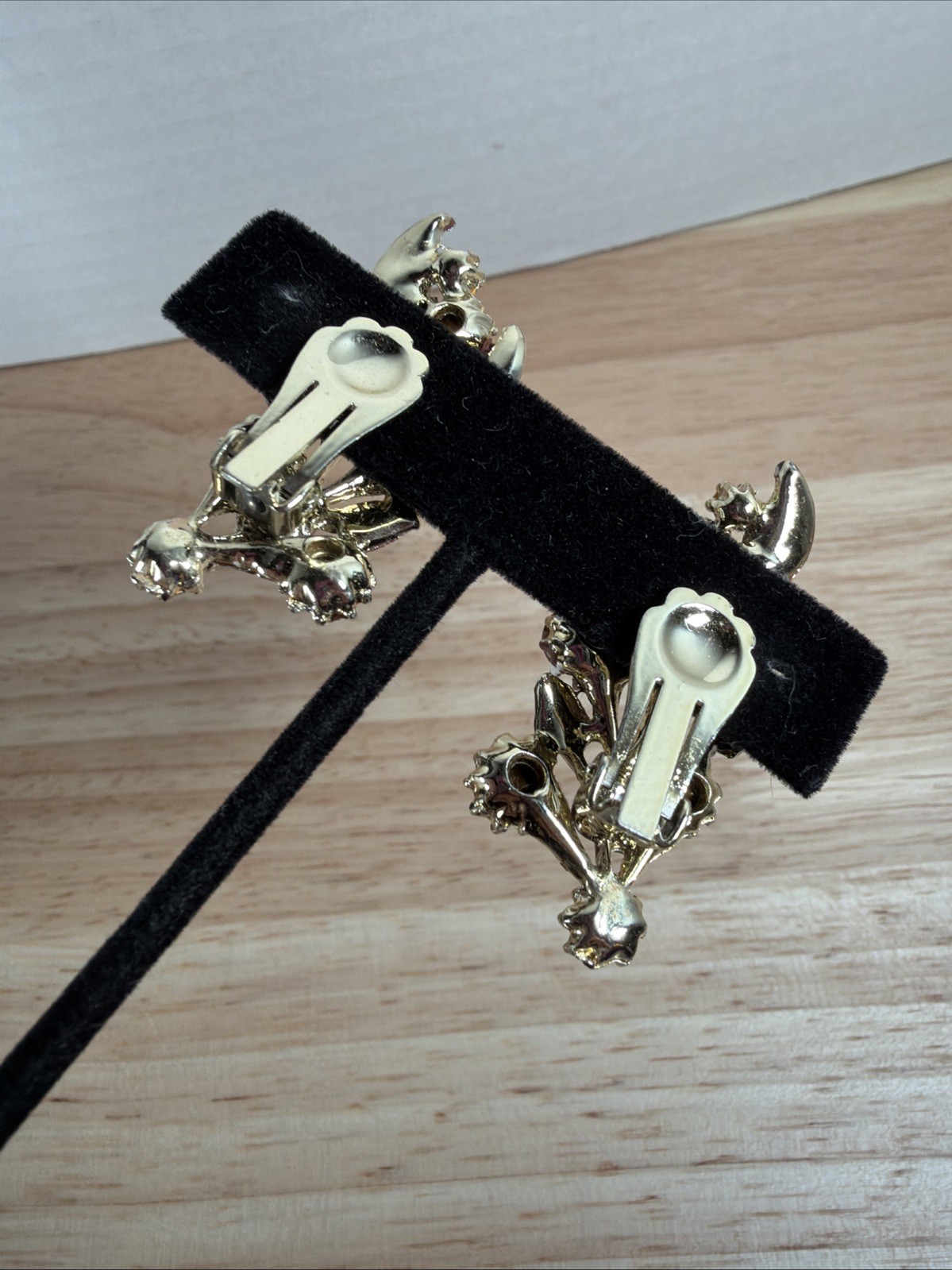 Vintage Brown Rhinestone Flower Necklace Gold Tone With Matching Clip Earrings