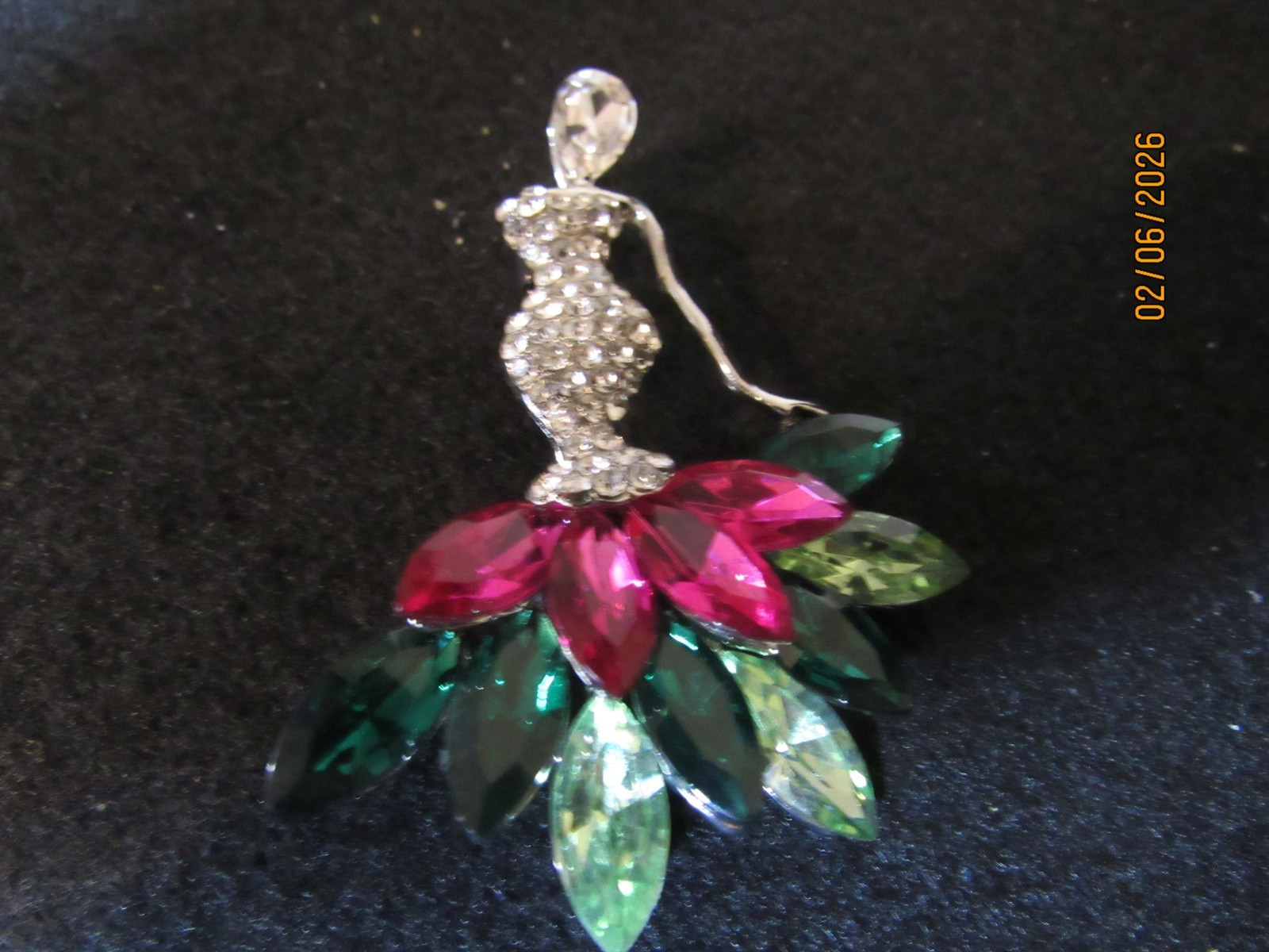 SILVER TONE MULTICOLOR CRYSTAL MERAID BROOCH GLOWS 2.5″