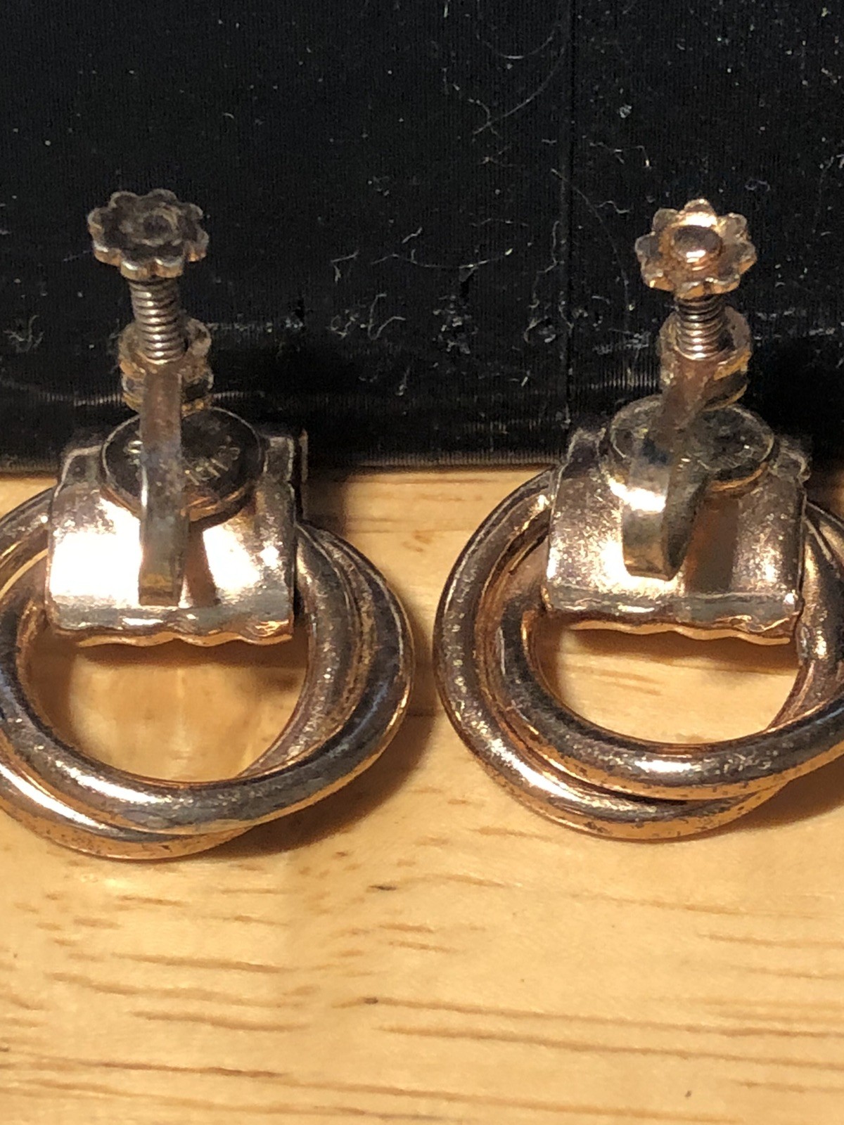 VTG. MEXICO SILVER DAINTY DOOR KNOCKER SCREWBACK EARRINGS ROSE GOLD COLOR .75″