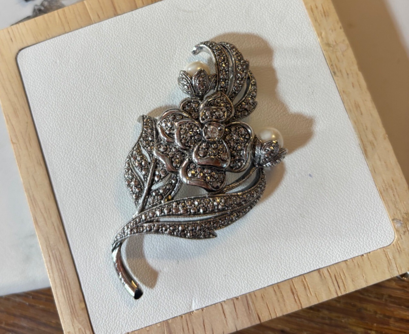 KJL by Avon signed Vintage Silver Tone Floral Brooch With Rhinestones & Faux Pea