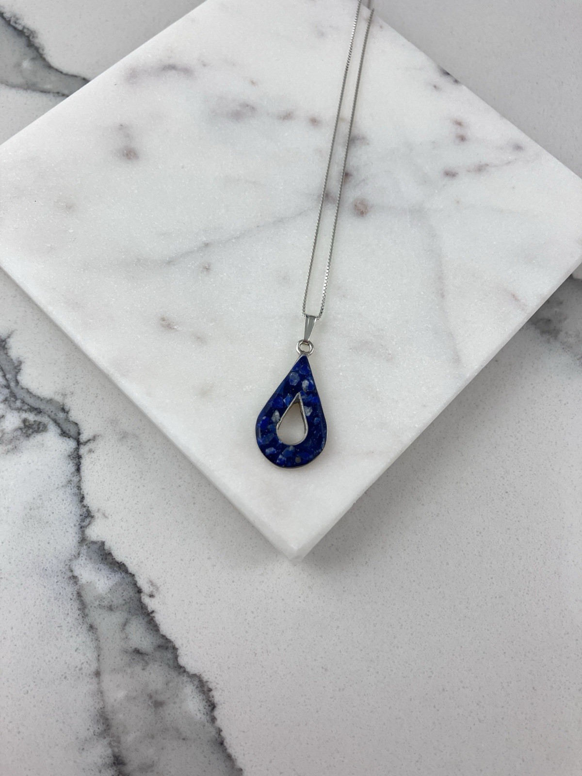 Vintage 925 Sterling Silver Blue Lapis Lazuli Teardrop Pendant Necklace 18”