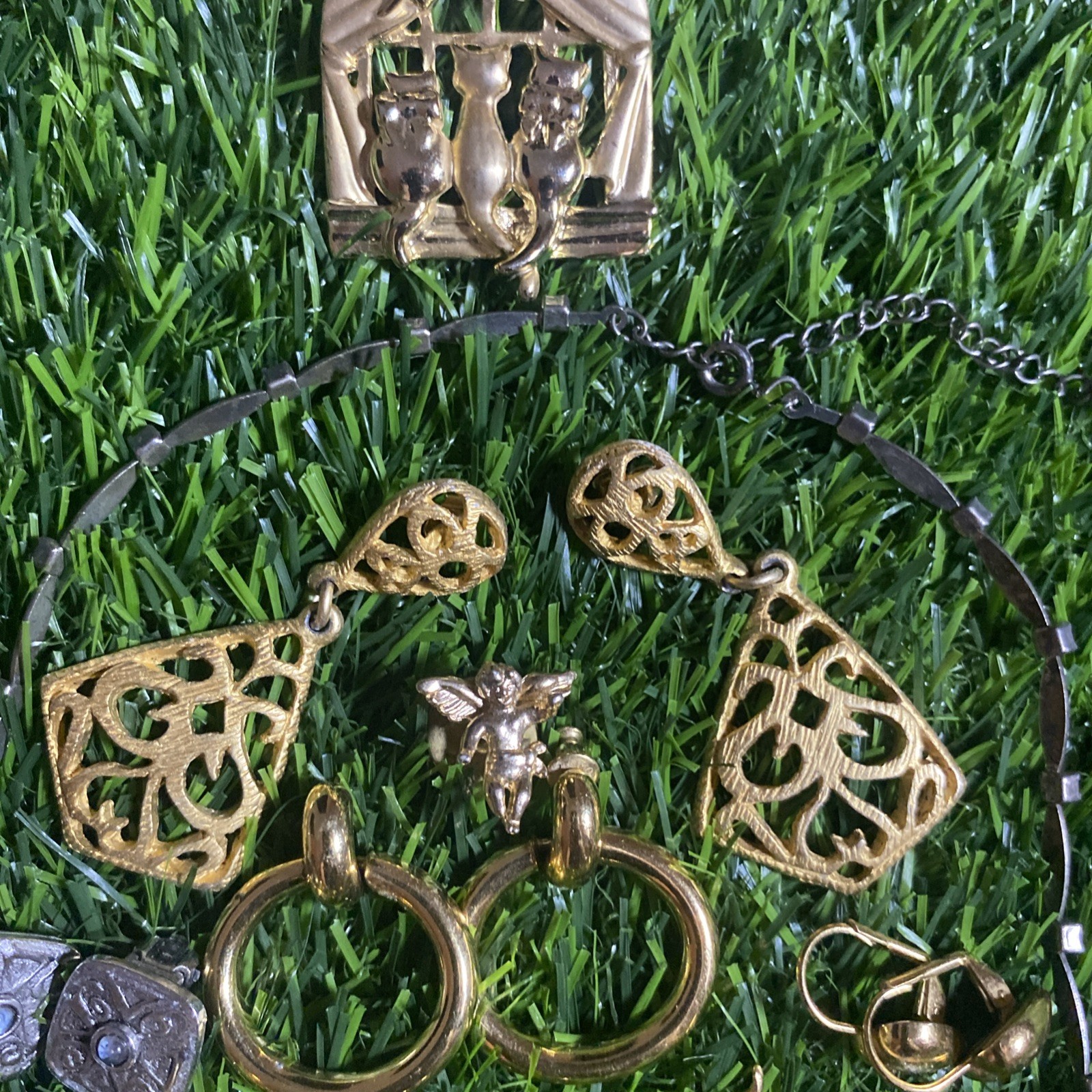 Vintage Costume Jewelry Lot Mixed Brands Like Avon Monet Some Unbranded