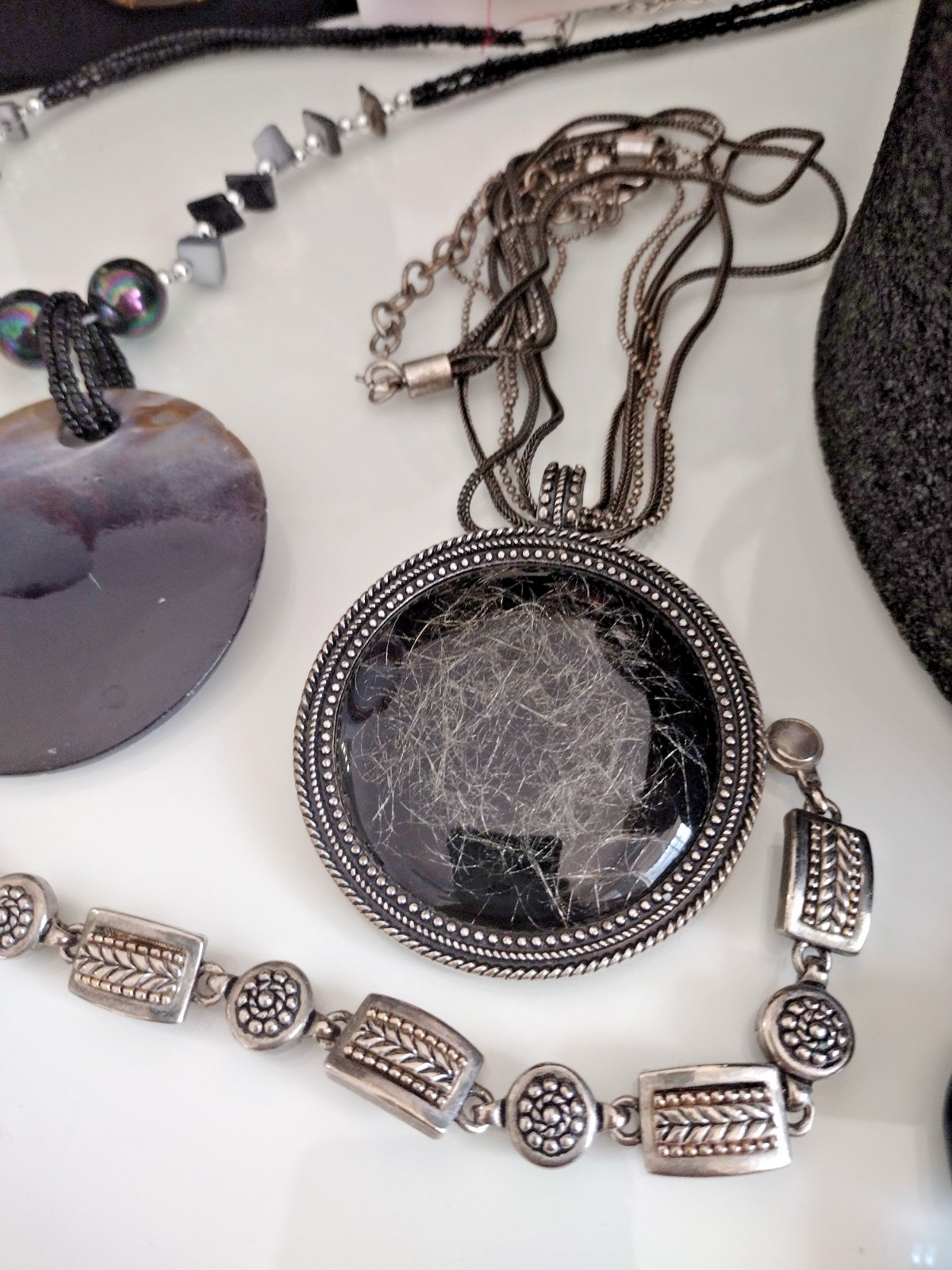 The BETTER BOHEMIAN Lot Gold & Silver Tone, Shell, Stone, Bead, 45pc Some Signed