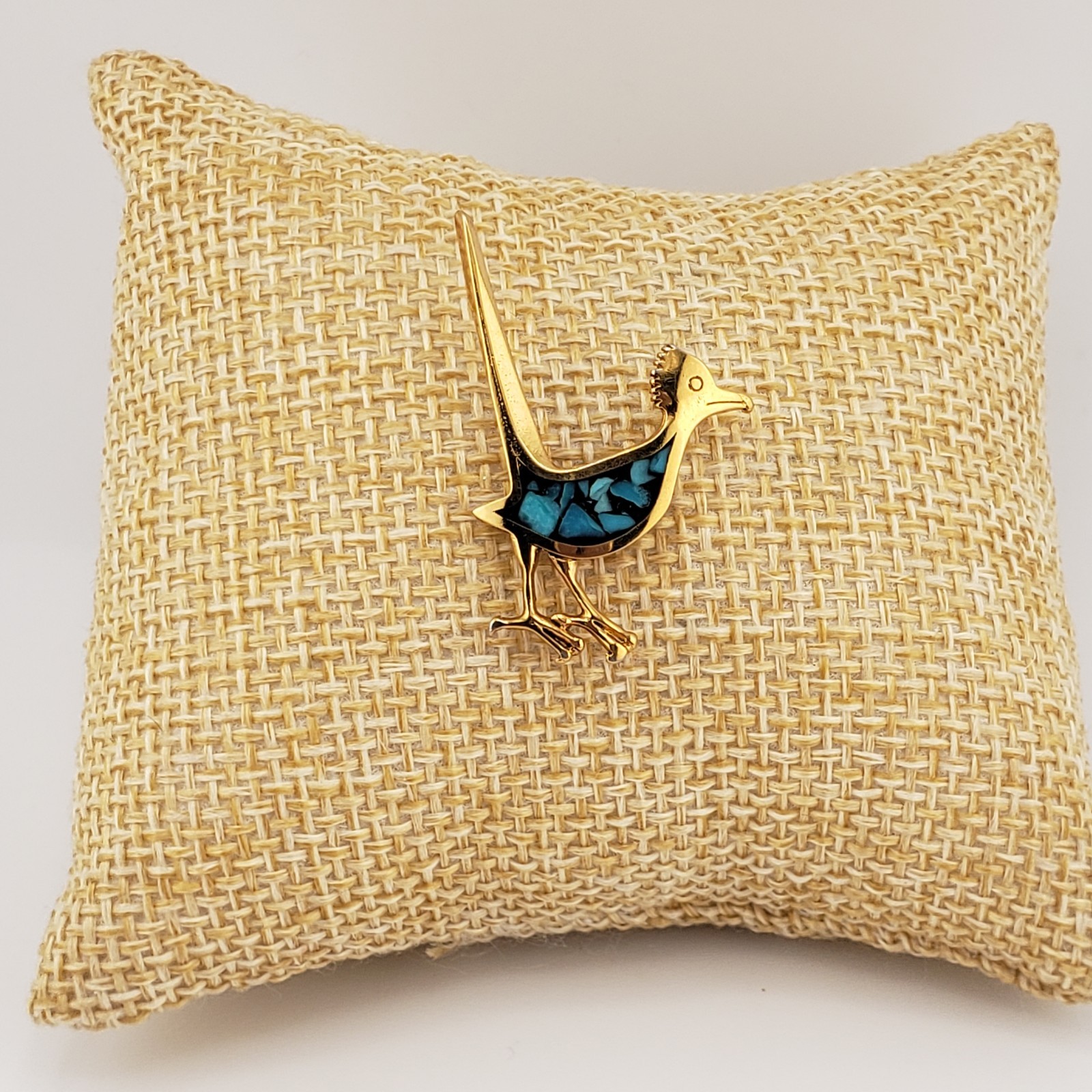 Vintage Roadrunner Pin Gold Tone Turquoise Chip Inlay Tie Lapel Boho Southwest