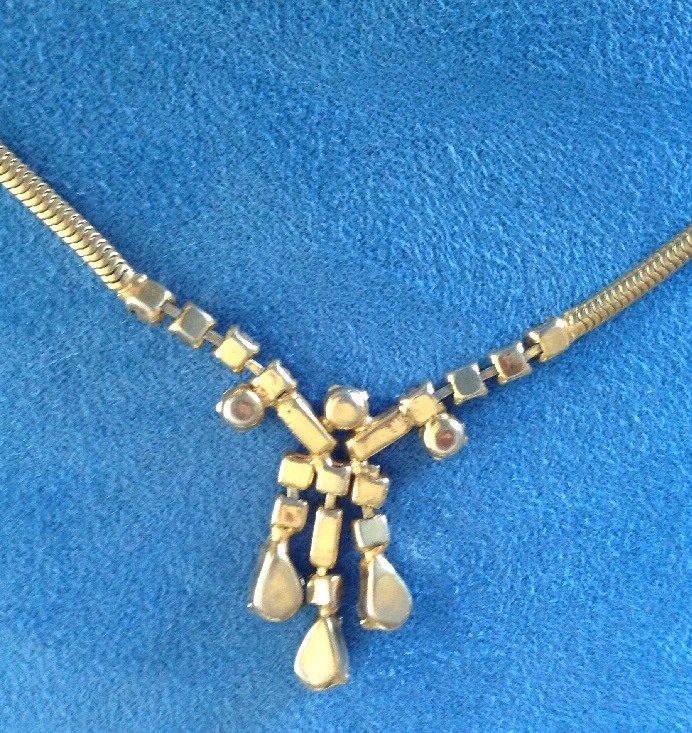 Vintage Leo Glass Choker Necklace Golden Chain w Rhinestones Art Deco Influence