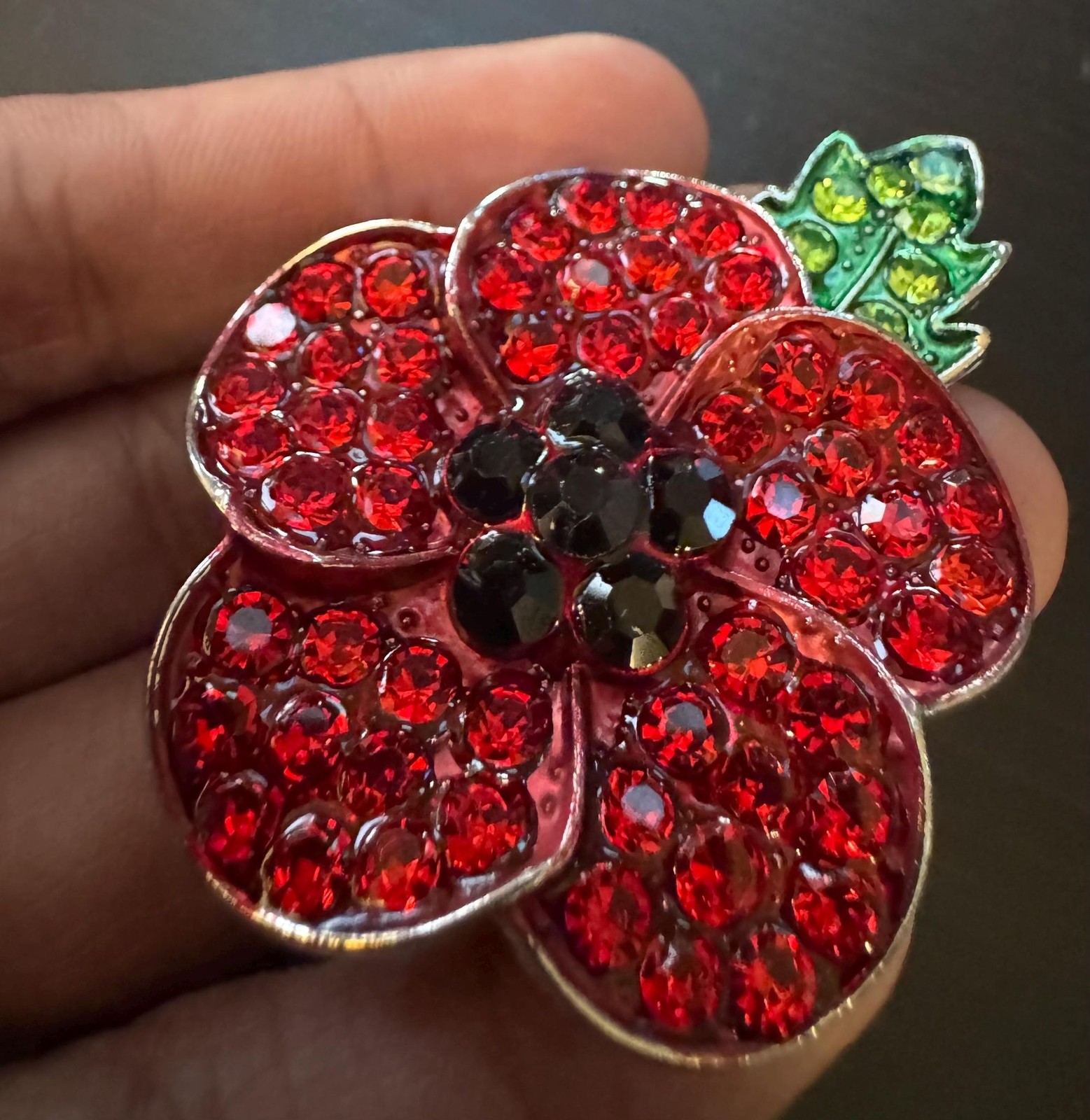 Vintage Red Poppy Flower Black Crystal Rhinestone Brooch Pin B22