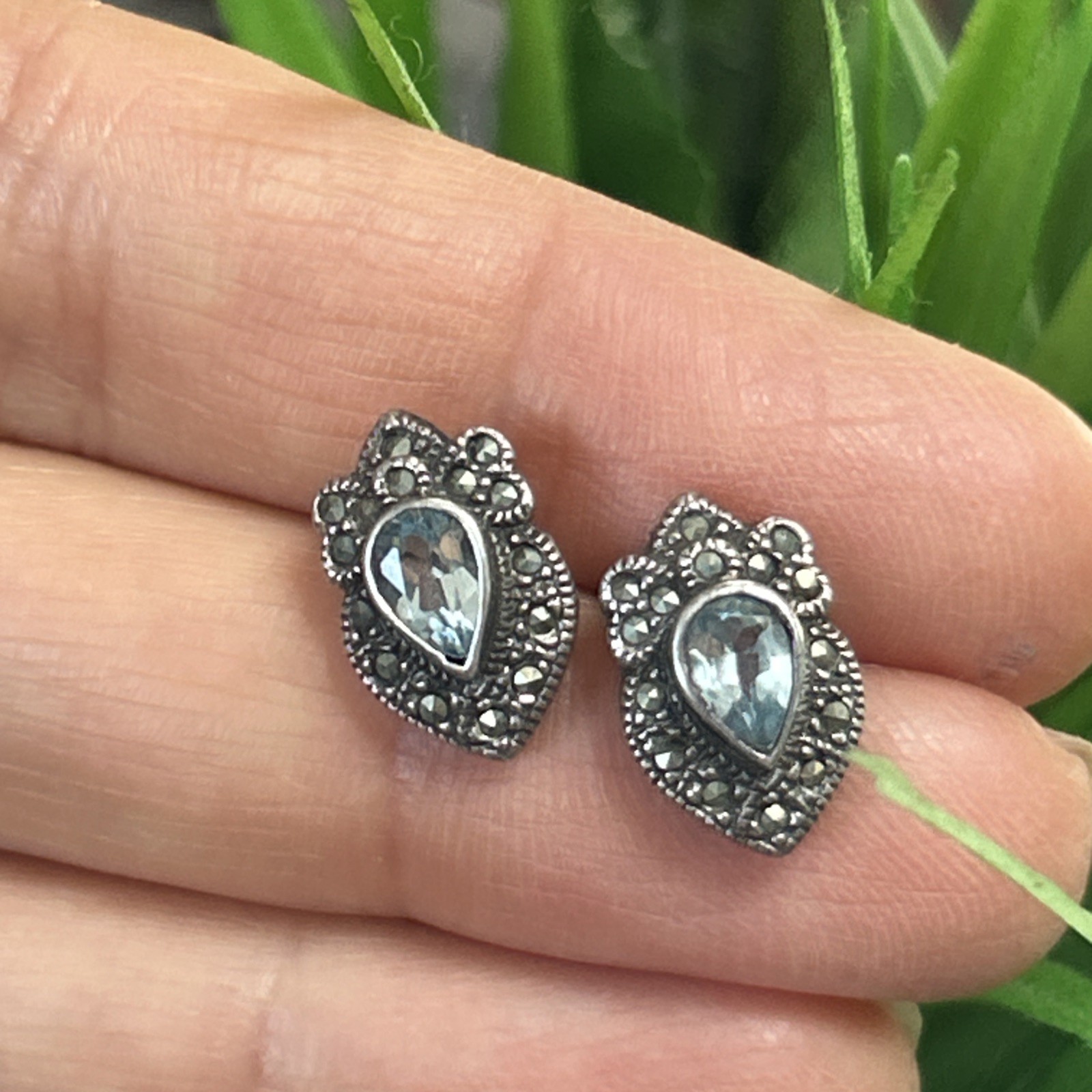 VTG CW Sterling Silver Marcasite Blue Topaz Stud Earrings 1/2” 3g