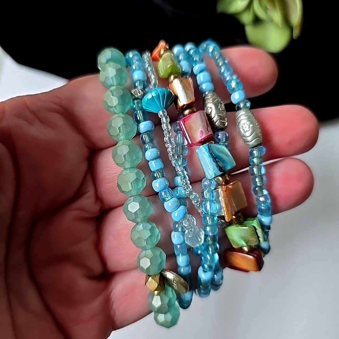 Vintage Glass Beads Stretch Bracelets Lot Of 7 Blue Shade