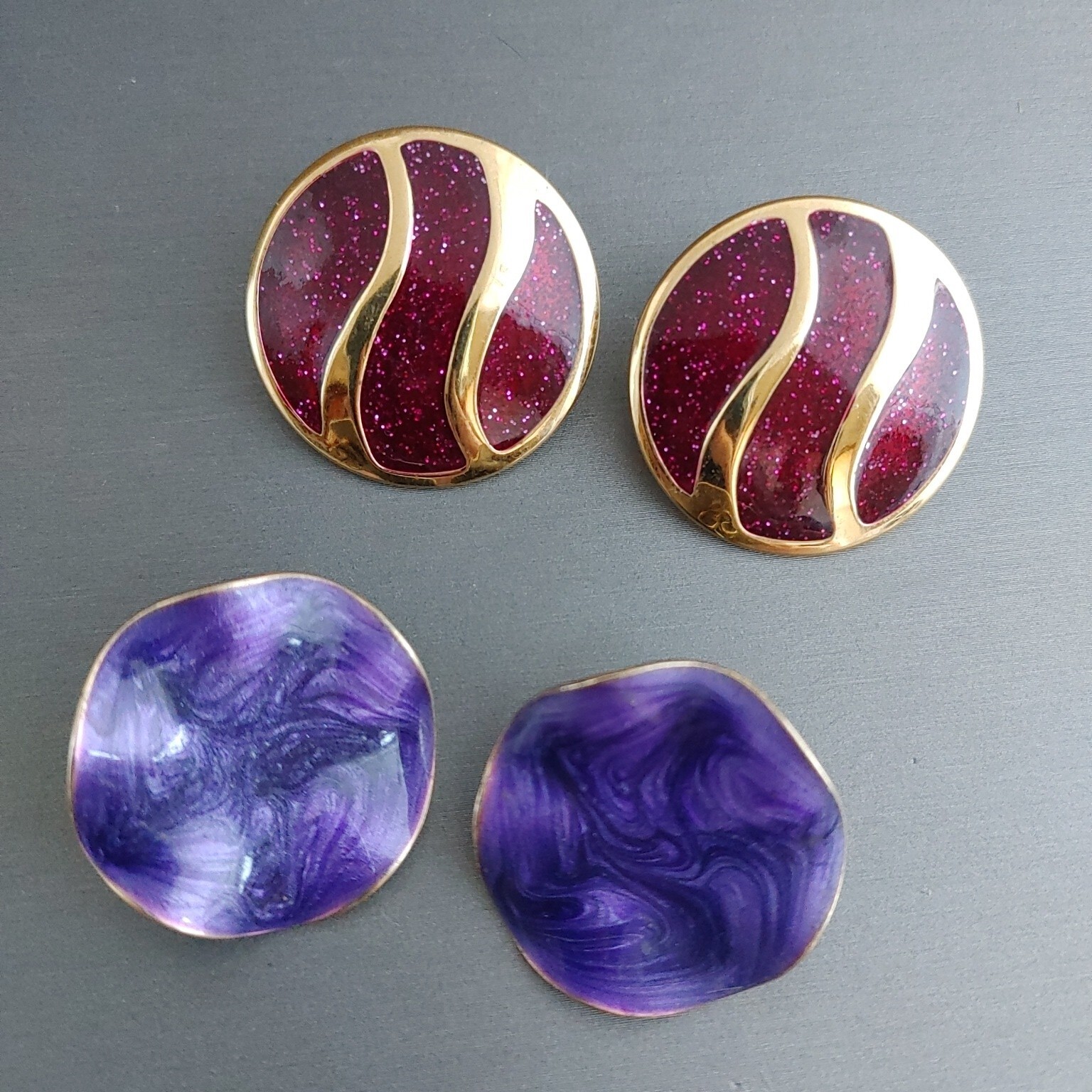 Lot 2 Vintage AVON Earrings Pierced Fuchsia Red Sparkle Purple Swirl Gold Tone