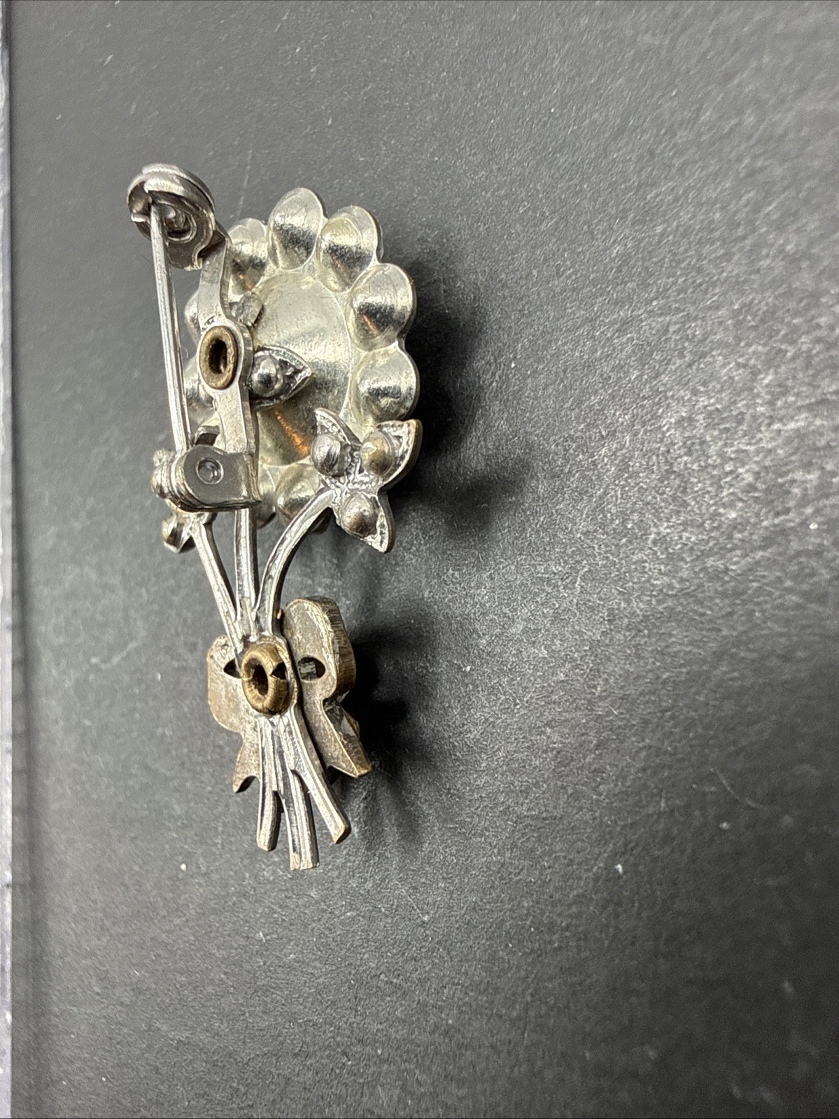 Vintage Rhinestones Flower Bouquet Brooch J57b