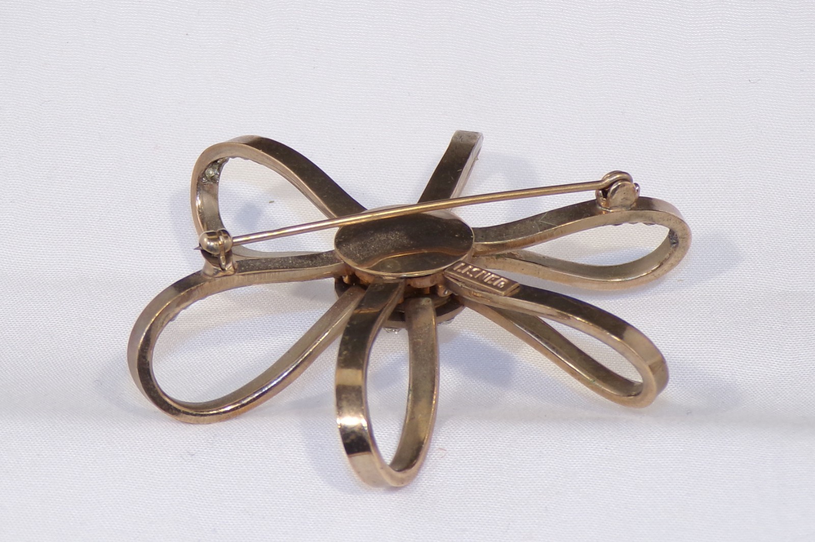 Vintage Jewelry EARRINGS and BROOCH SET by LISNER Looped Bow Flower Design