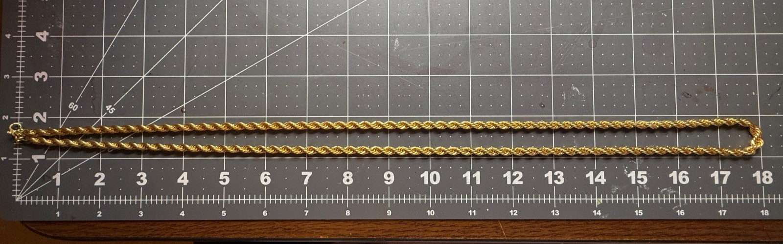 Vintage 36″ Thick Monet Necklace Twisted Rope Chain Gold Tone Sister Clasp