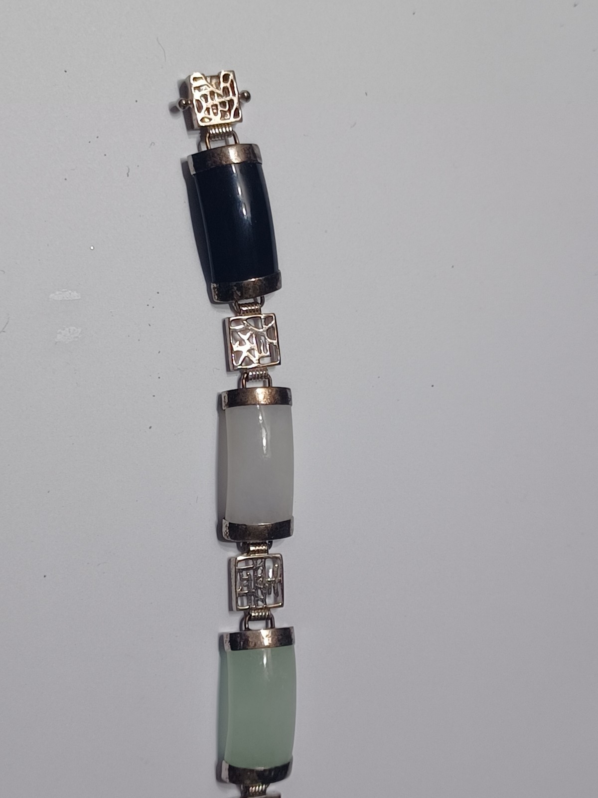 VINTAGE DBJ STERLING SILVER & JADE GEMSTONES BRACELET CHINESE MOTI