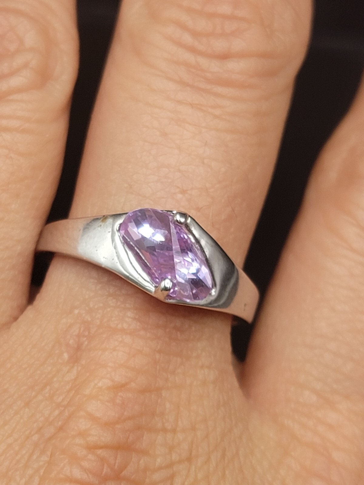 18K Gold Filled Purple Gemstone Ring Modern Statement Silver Tone Band