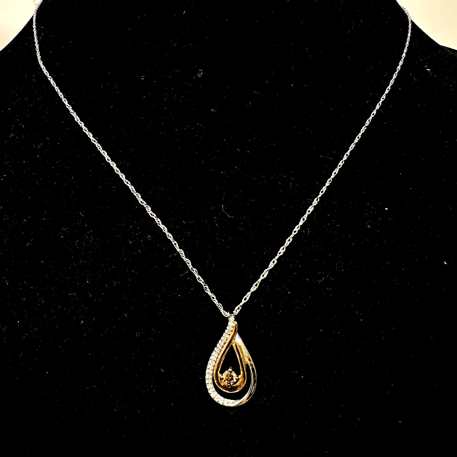 Vintage 14k White & Yellow Gold Champagne & White Diamond Pendant Necklace