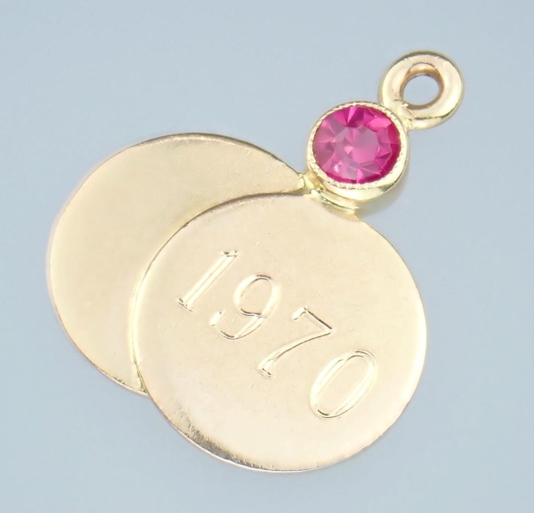 Pretty Vintage Solid 14K Gold Lab Created Ruby Medallions ‘1970’ Charm Pendant