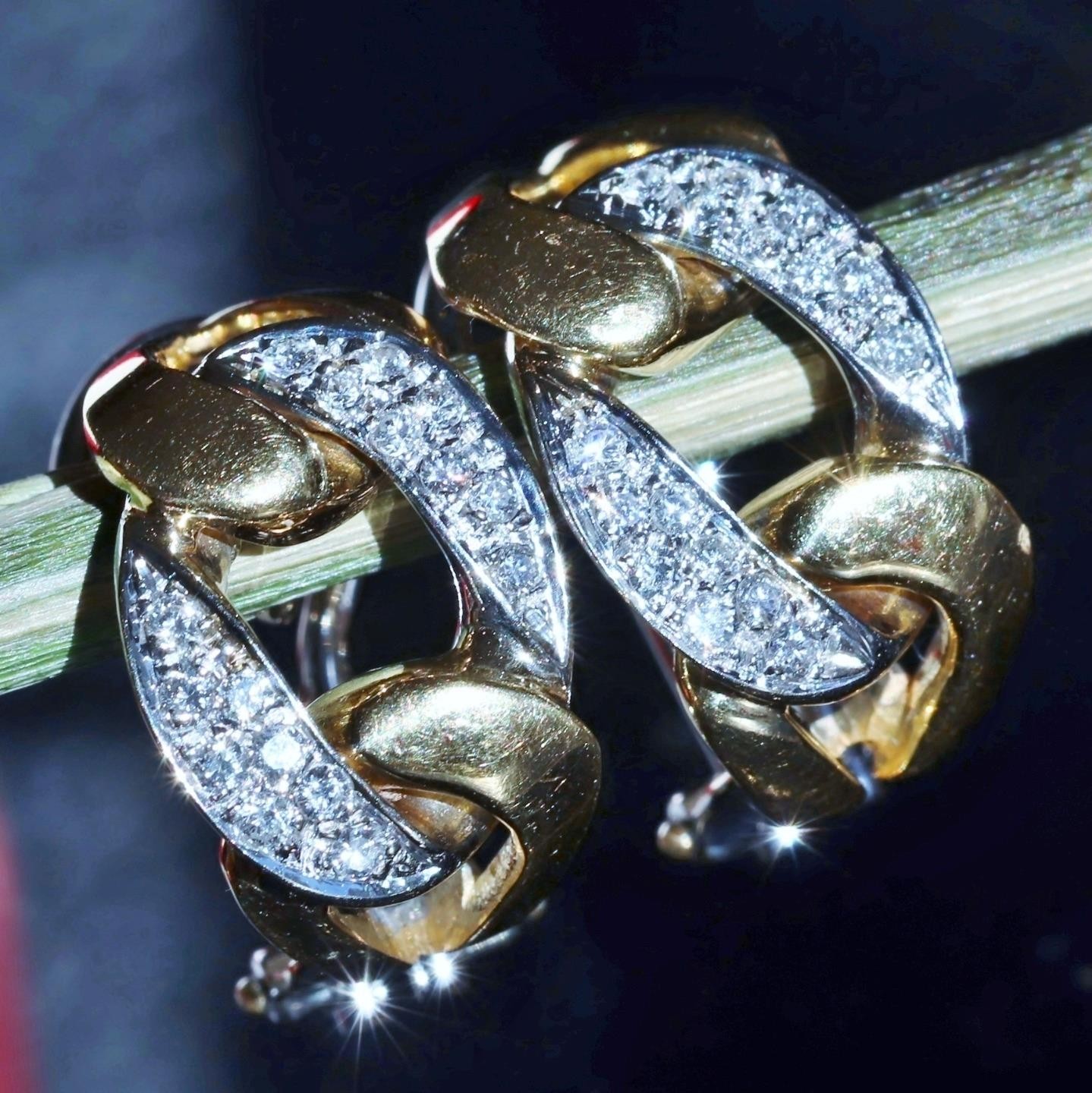 18k 750 multi tone gold earrings 0.35c natural diamond 0.72″ dangle 12.30g N3308