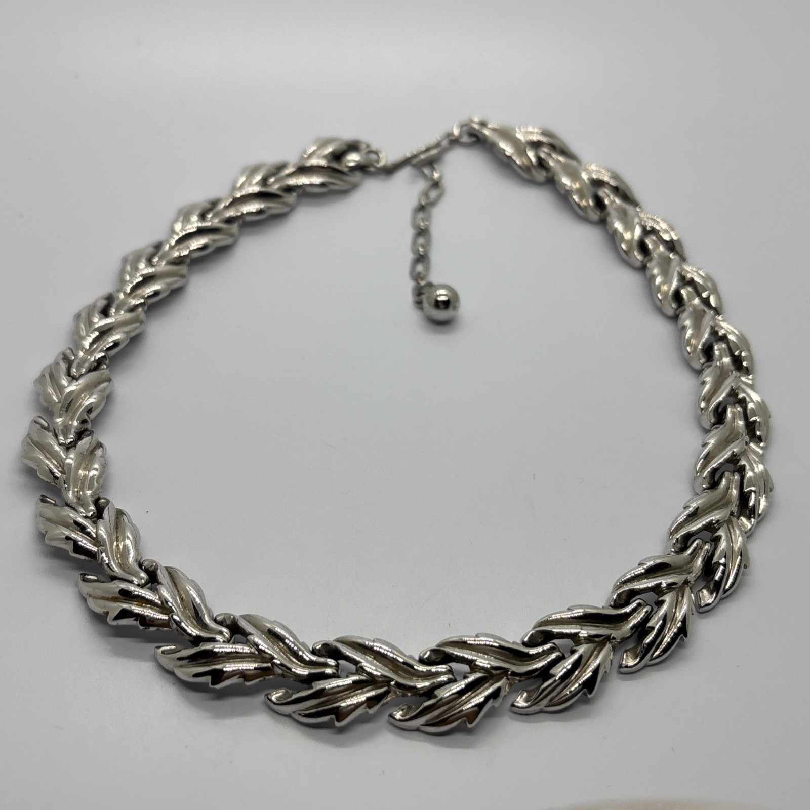 Choker Necklace Silver Tone Trifari Patent Pending Leaf Vintage Mid Century