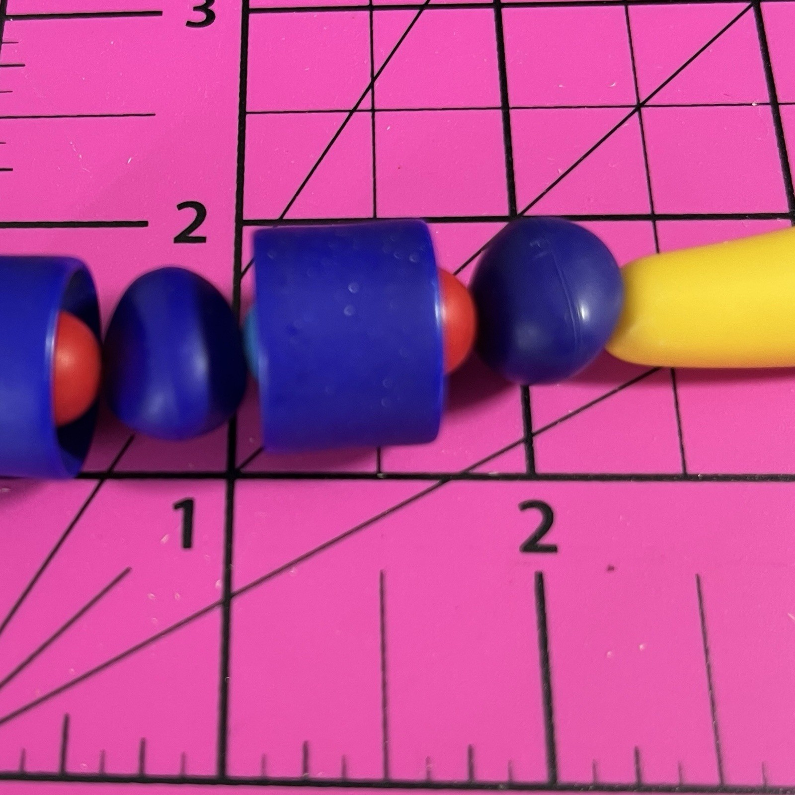 Vtg Modernist Beaded Necklace Bauhaus Red Yellow Blue Plastic Statement Choker