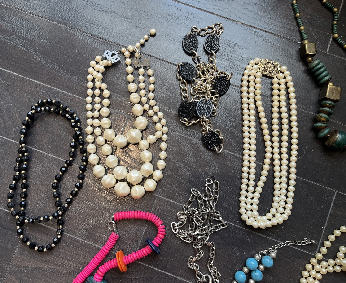 Vintage Necklace Costume Jewelry Lot of 16 , Chunky, Statement, Faux Pearls etc