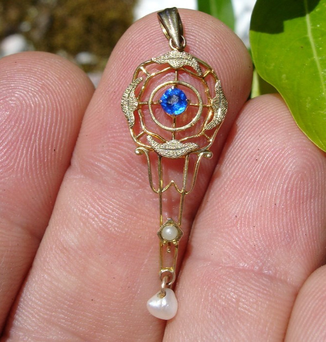 antique 10K gold blue birthstone Lavalier Pendant charm dangle drop wind pearl