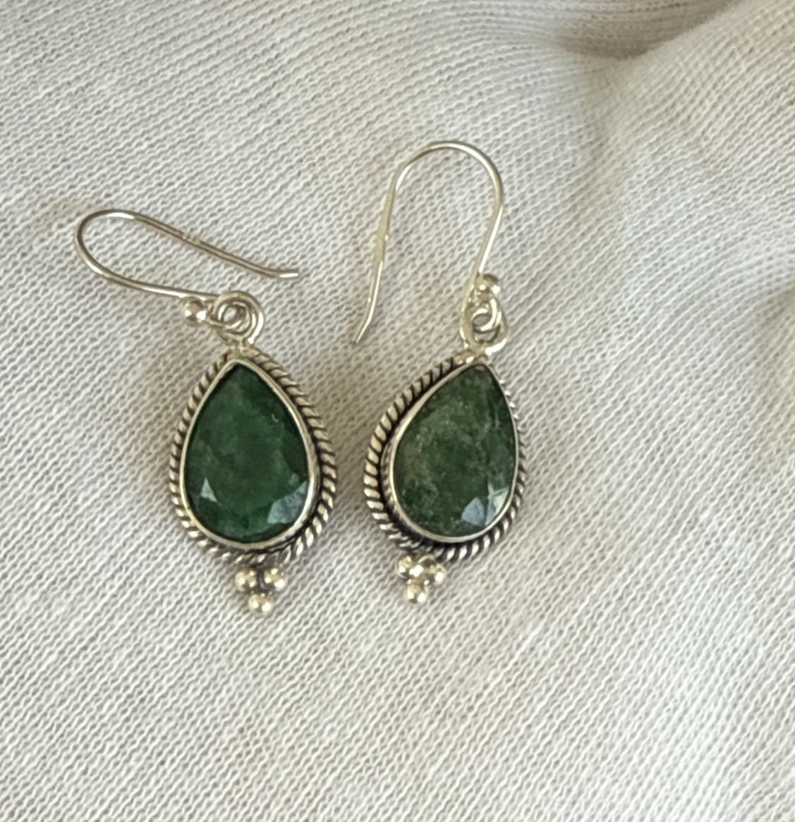 Vtg.stamped 925 Sterling Silver Green Beryl Dangle Hook Earrings