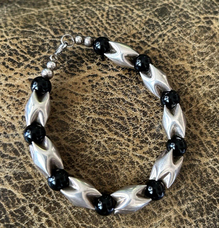 Vintage 925 Sterling Silver Black Tourmaline? Beaded Bracelet 6″