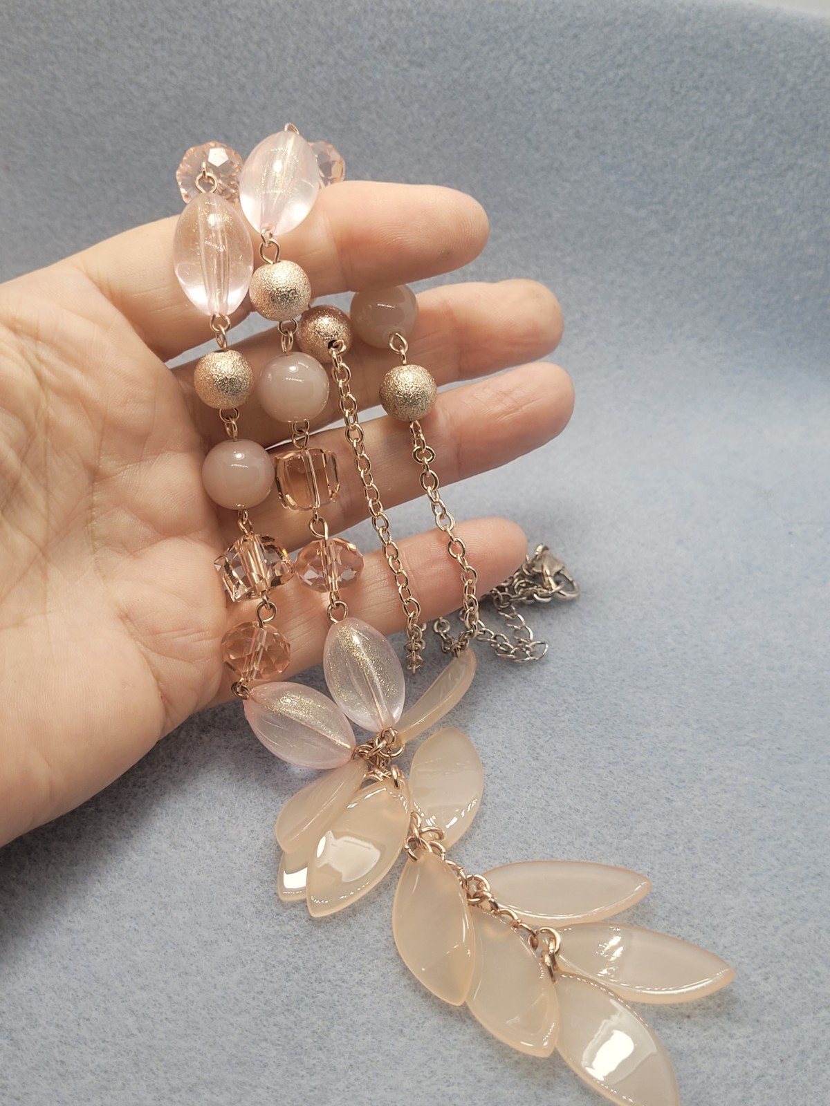 Vintage To Now Light Rose Glass And Plastic Beads Necklace Leafs Pedant 24in