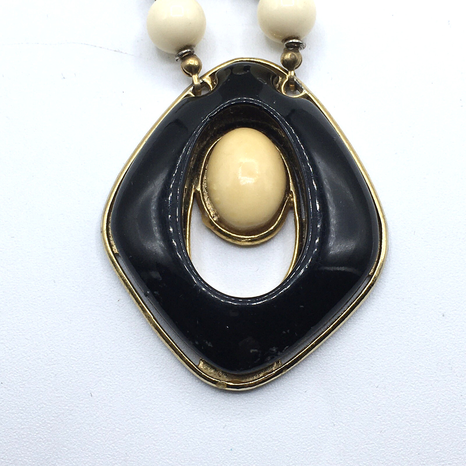 Vintage Black & Off-White Plastic Bead Beaded 24″ Necklace Fish Hook Clasp Japan