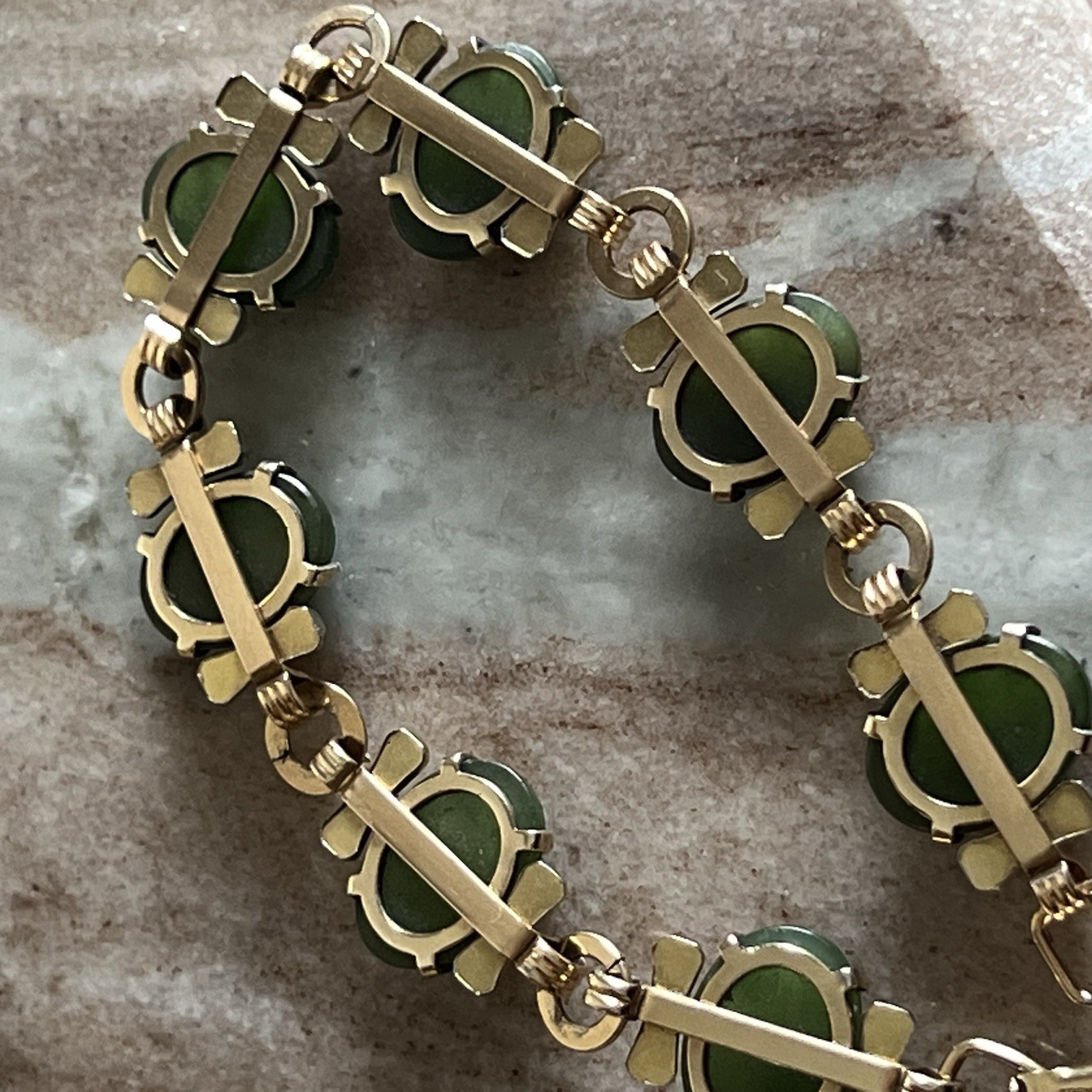 Vintage Rare Kremetz Jade Agate Scarab Gold Tone Bracelet