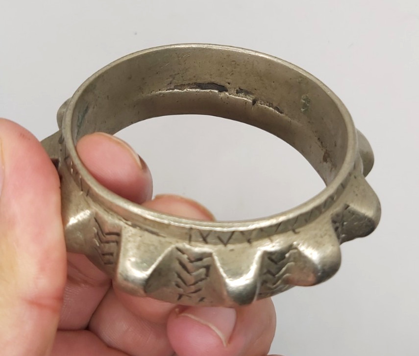 Vintage Amazigh Berber Silver Color Solid Bracelet Tribal Moroccan Cuff Ethnic
