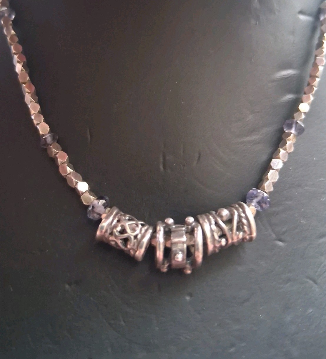 Sterling silver bead & amethyst chip accent bead necklace w/925 accent beads 17″