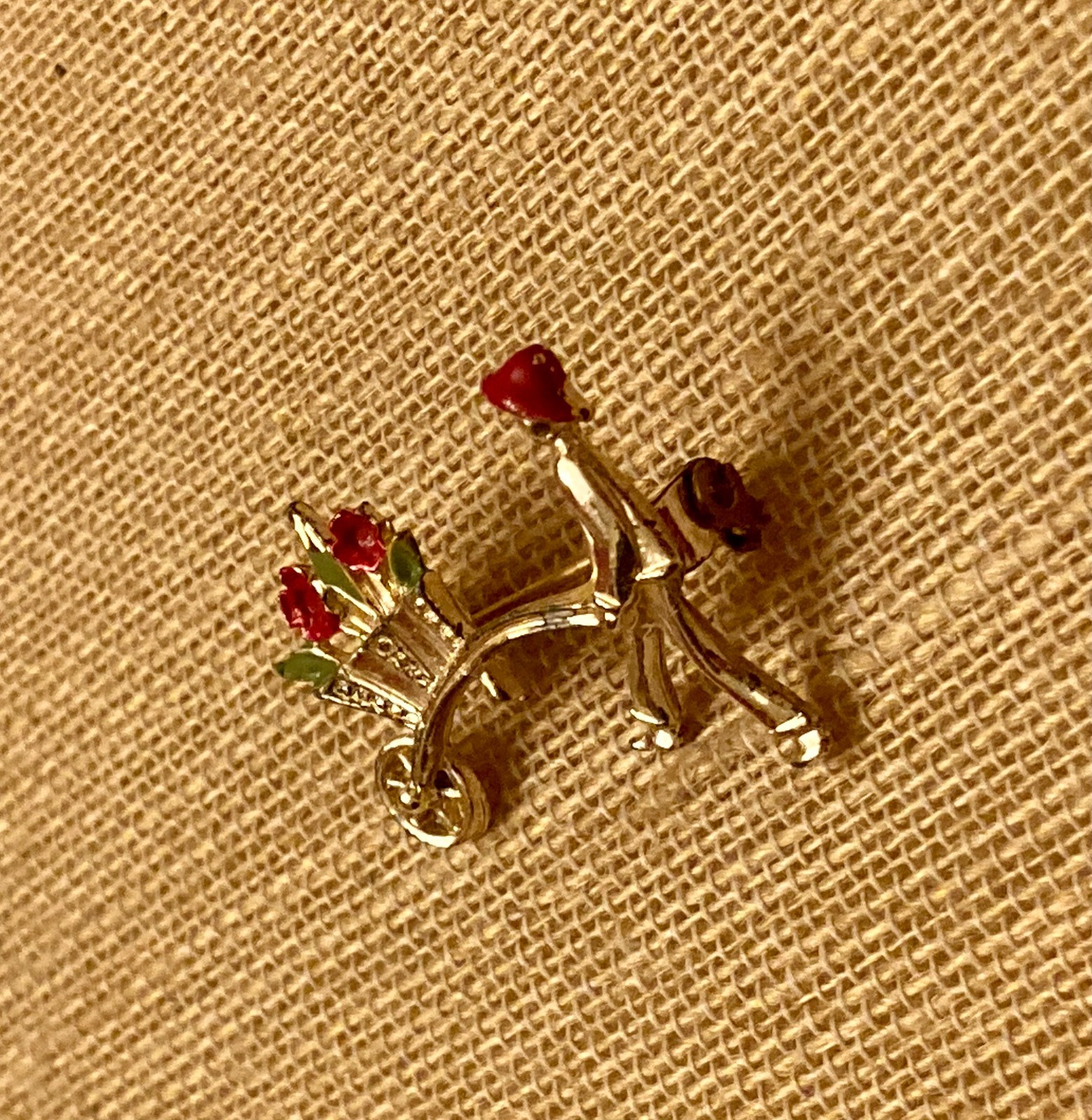 Vintage Gardner Brooch Pin Flowers Wheelbarrow Spring Wear