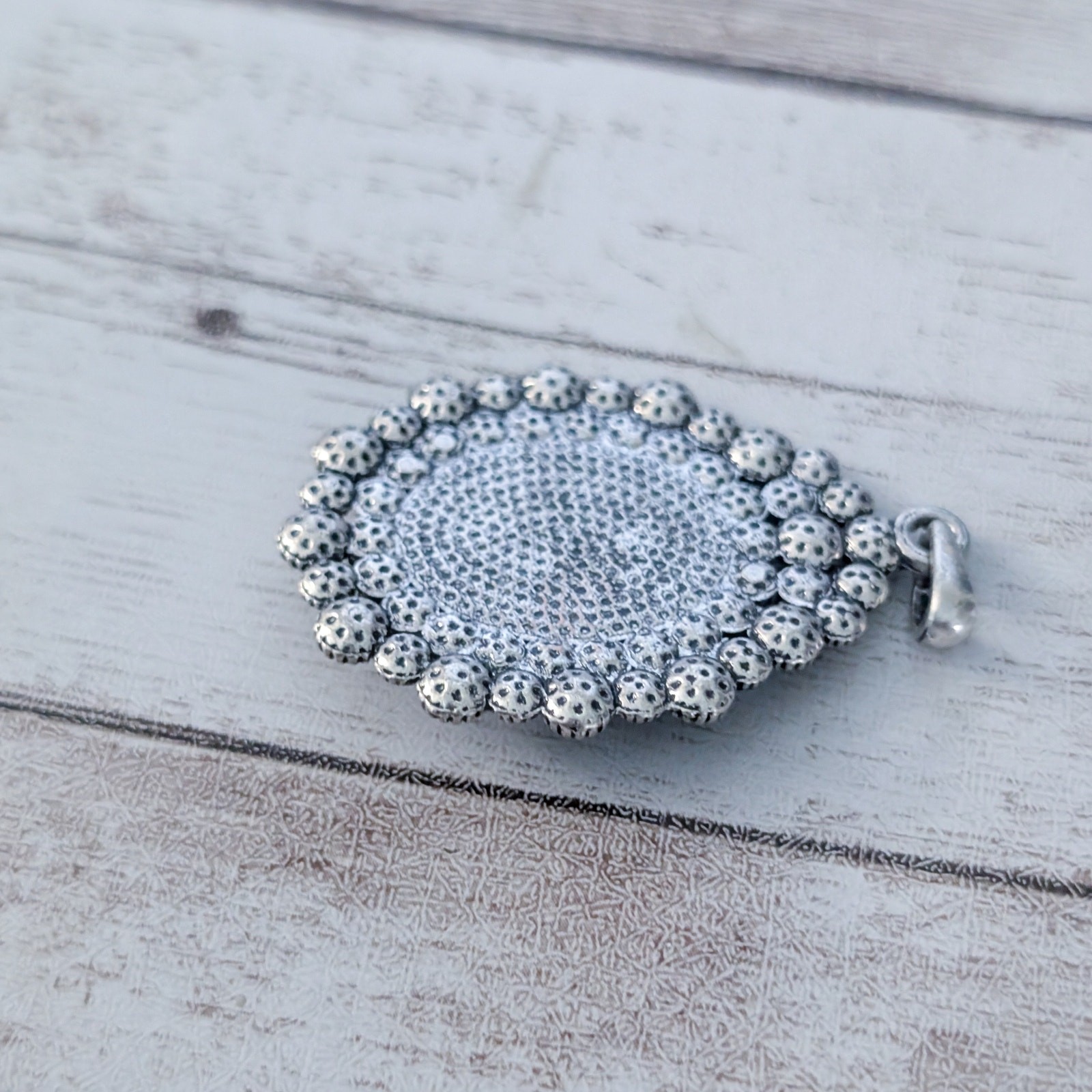 Vintage Pendant Black Gems – Elegant Regal Pendant – No Chain Included