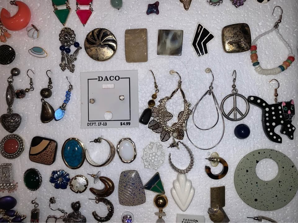 Vintage Lot of 100+ PAIRS OF Pierced EARRINGS 1970’s to 1990’s Dangle HOOP Stud